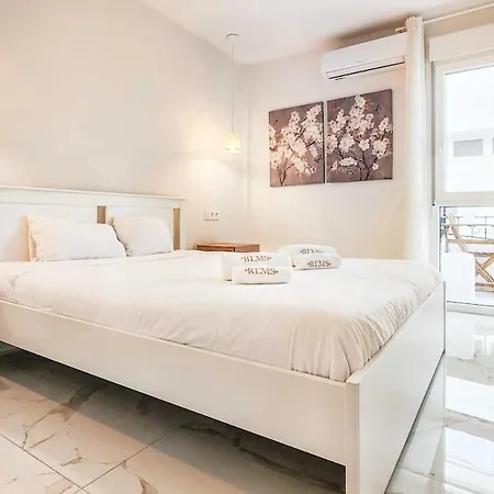 Retreat With Balcony, Steps To Rems * Fuengirola